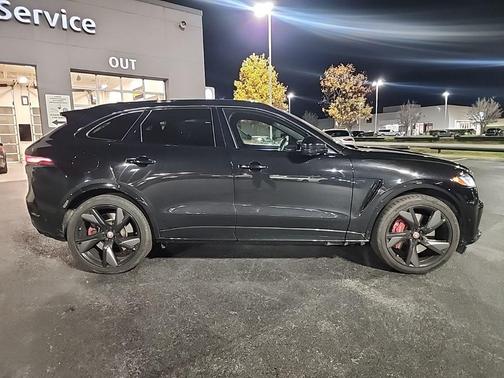 2023 Jaguar F-PACE SVR