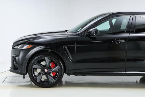 2023 Jaguar F-PACE SVR