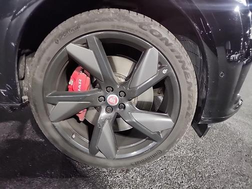 2023 Jaguar F-PACE SVR