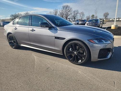 2024 Jaguar XF R-Dynamic SE