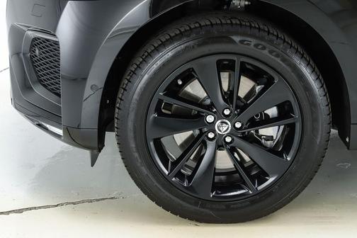 2026 Jaguar F-PACE P250 R-Dynamic S