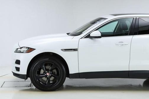 2019 Jaguar F-PACE 25t Premium