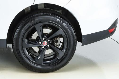 2019 Jaguar F-PACE 25t Premium