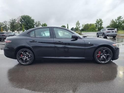 2024 Alfa Romeo Giulia Ti