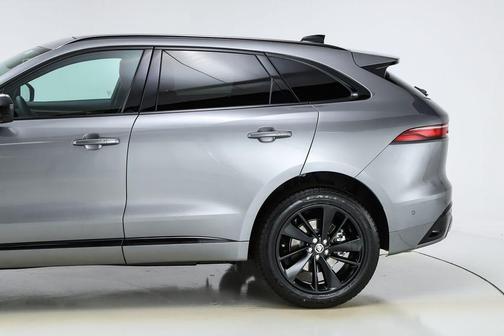 2026 Jaguar F-PACE P400 R-Dynamic S