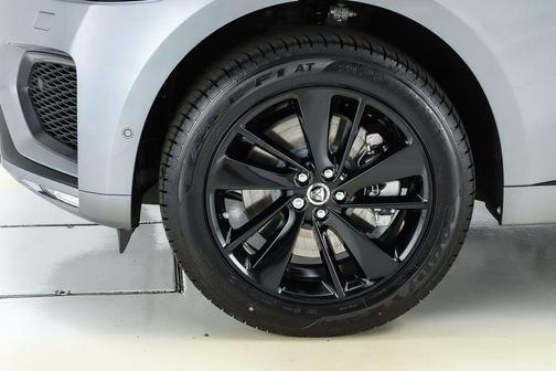 2026 Jaguar F-PACE P400 R-Dynamic S