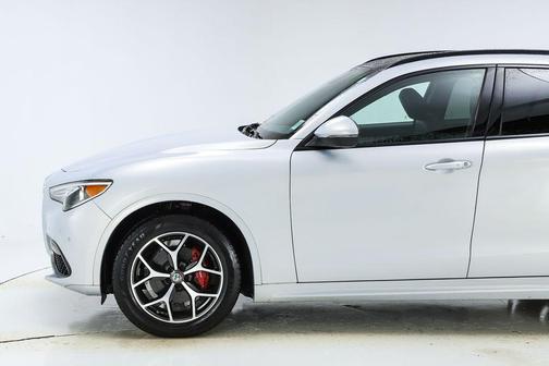 2020 Alfa Romeo Stelvio Ti Sport