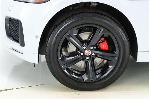 2018 Jaguar F-PACE S