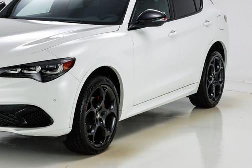 2025 Alfa Romeo Stelvio Special Edition