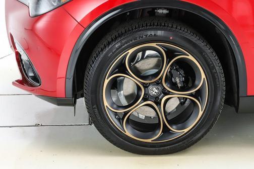 Rosso 2025 Alfa Romeo Stelvio Base