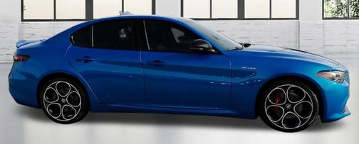 2022 Alfa Romeo Giulia Veloce