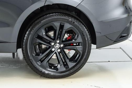 2026 Jaguar F-PACE P400 R-Dynamic S