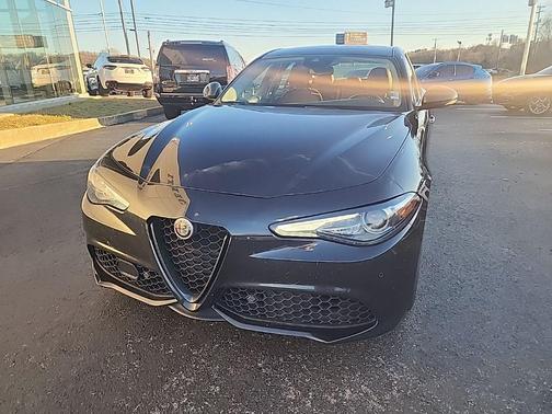 2019 Alfa Romeo Giulia Base