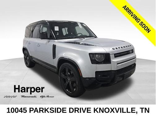 Hakuba Silver 2023 Land Rover Defender 110 X-Dynamic SE