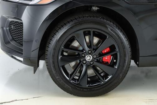 2026 Jaguar F-PACE P400 R-Dynamic S