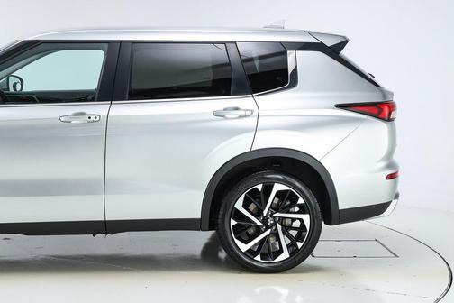 2024 Mitsubishi Outlander