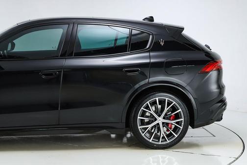 Black 2024 Maserati Grecale Trofeo