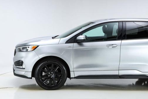 2022 Ford Edge ST Line