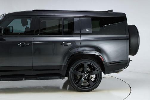 Carpathian Grey 2024 Land Rover Defender 130 X-Dynamic SE