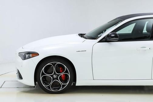 2024 Alfa Romeo Giulia Veloce