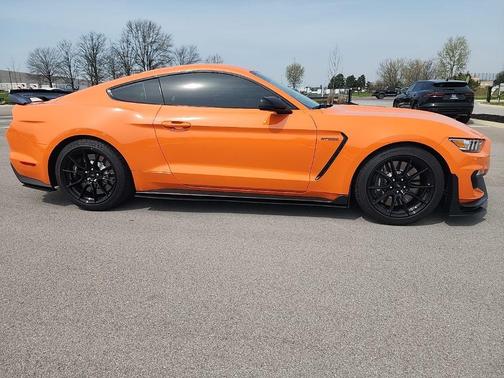 2020 Ford Shelby GT350 Base