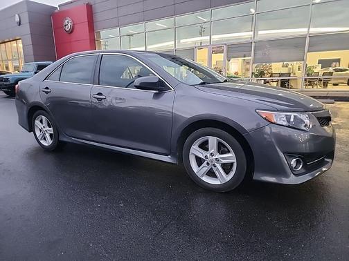 2013 Toyota Camry SE