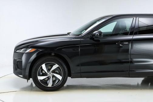 2025 Jaguar F-PACE P250 R-Dynamic S