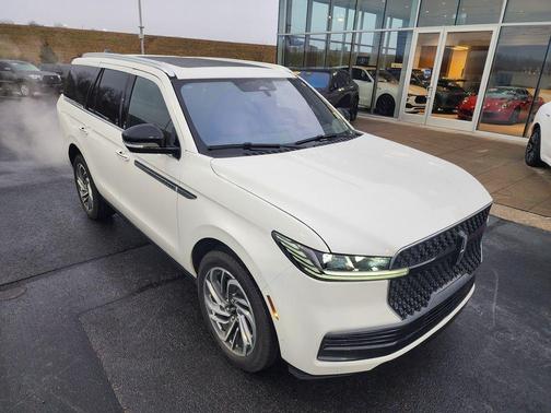 2025 Lincoln Navigator Reserve
