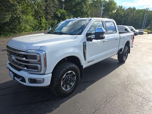 2024 Ford F-250 PLATINUM