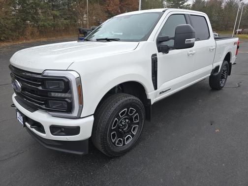 2025 Ford F-250 PLATINUM