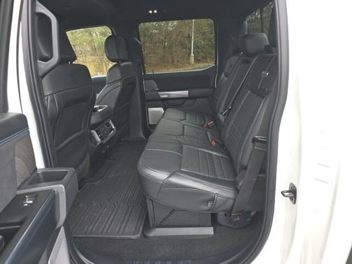 2025 Ford F-250 PLATINUM