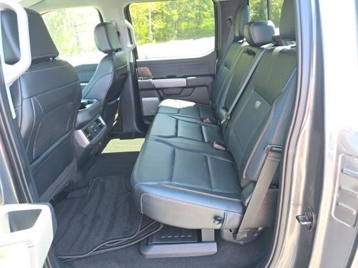 2024 Ford F-350 LARIAT SUPER DUTY