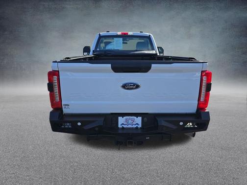 OXFORD WHITE 2023 Ford F-250 XL