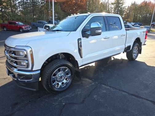 2024 Ford F-350 LARIAT SUPER DUTY