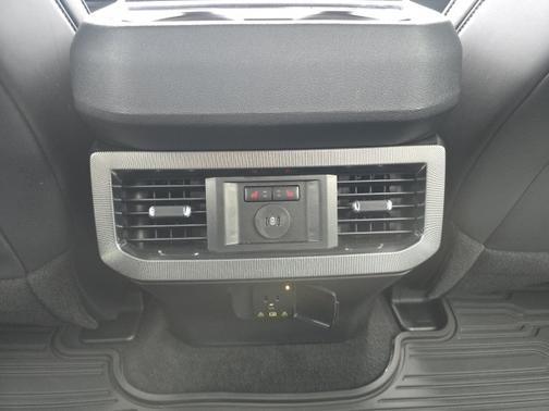 2025 Ford F-250 PLATINUM