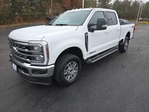 2025 Ford F-350 LARIAT SUPER DUTY