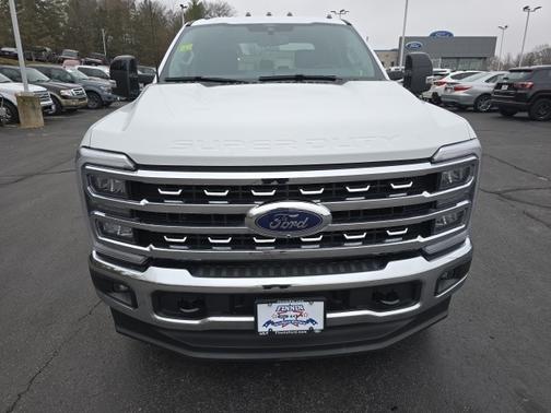 2025 Ford F-350 LARIAT SUPER DUTY