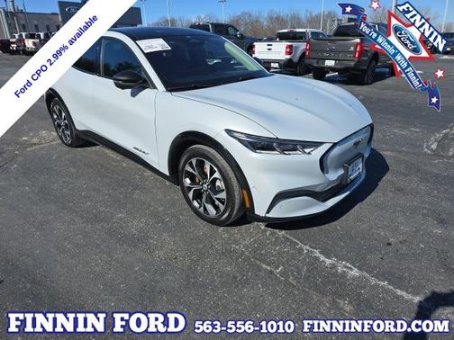 SPACE WHITE METALLIC 2022 Ford Mustang Mach-E PREMIUM