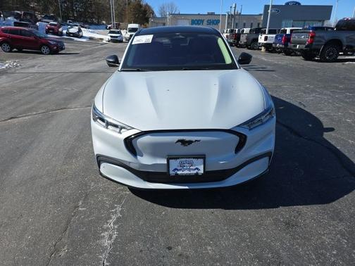 2022 Ford Mustang Mach-E PREMIUM