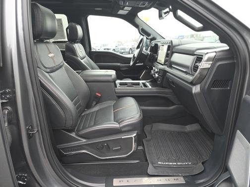 2024 Ford F-250 PLATINUM