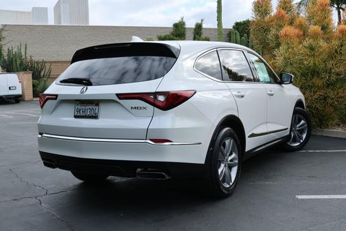 Platinum White Pearl 2024 Acura MDX