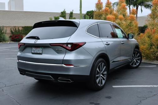 Solar Silver Metallic 2026 Acura MDX