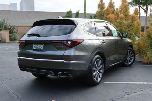 Liquid Carbon Metallic 2025 Acura MDX