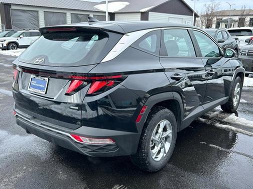2024 Hyundai TUCSON SE