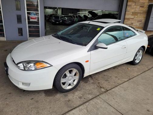 Photo 2 of 15 of 2002 Mercury Cougar Base