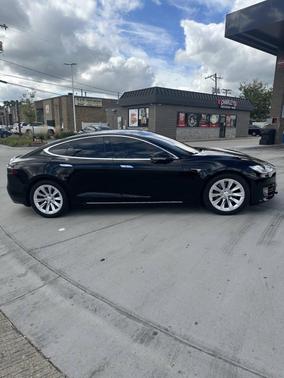 2018 Tesla Model S 75D