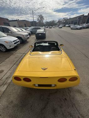 2000 Chevrolet Corvette Base