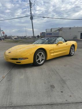 2000 Chevrolet Corvette Base