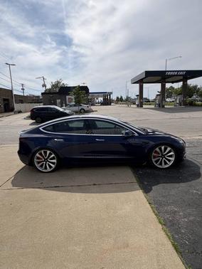 Deep Blue Metallic 2018 Tesla Model 3 Performance