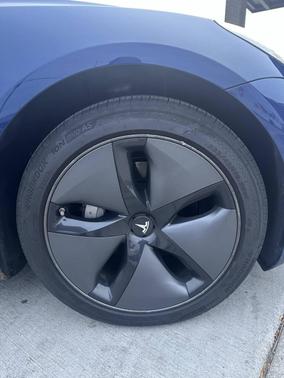 2018 Tesla Model 3 Performance